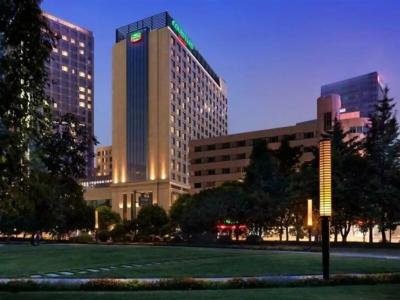 Courtyard by Marriott Hangzhou Wulin - 13
