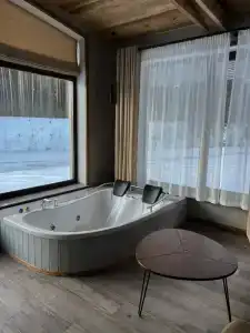 Glintwood Recreation Center - 82