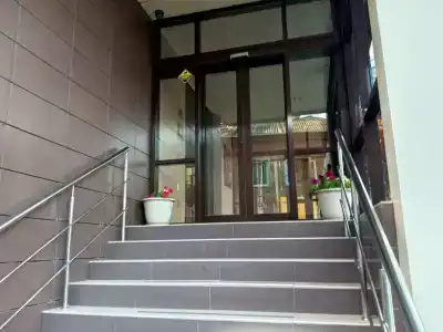 Marton Business - 24