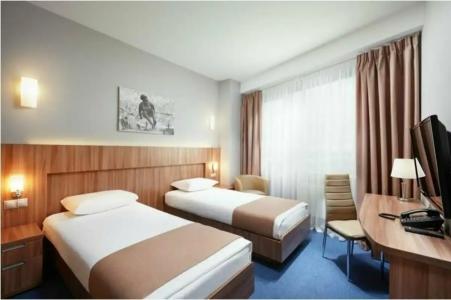 Славянская - 82