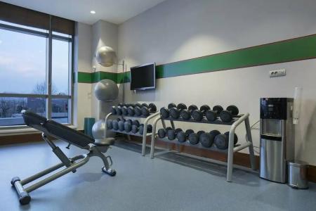 Hampton by Hilton - 47