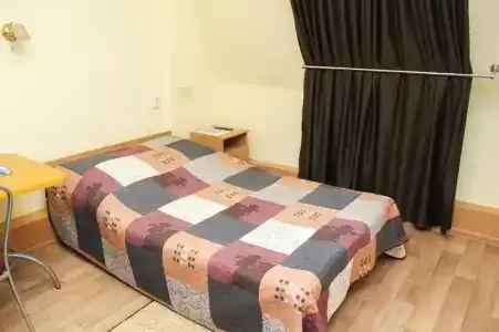 Parkovaya 9 Gostinitsa - 40