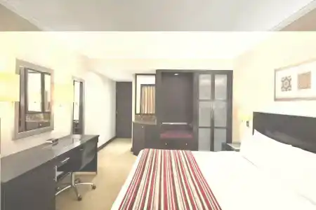 Ramada Plaza by Wyndham Dubai Deira - 39