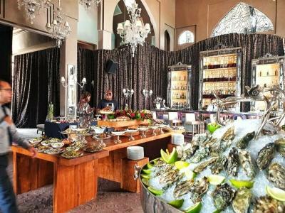 Palais Namaskar - 17