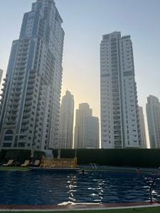 Sunday Marina View Apartments - 24