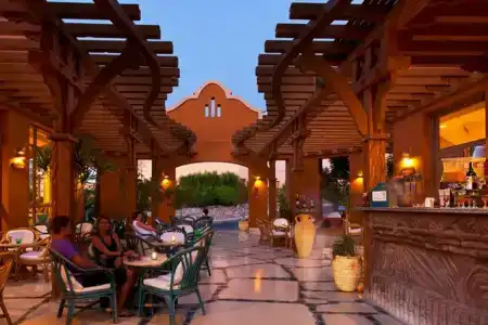 Charmillion Gardens Aquapark - 18