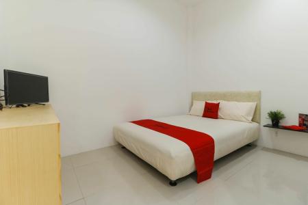 RedDoorz Plus @ Kapuk Business Park - 27