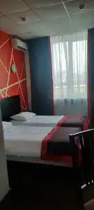 Viktoria - ZURO  - 37