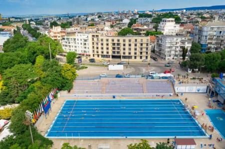 Panorama - Free EV Charging Station - 90