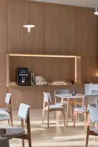 SLIDE Bleisure & MICE - 32