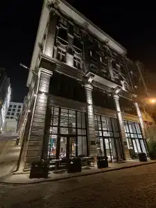 Orient Occident Istanbul, Autograph Collection - 4