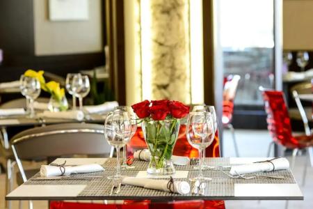 Rosslyn Central Park Sofia - 85