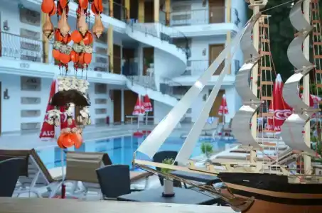 Amore Teki̇Rova - 8