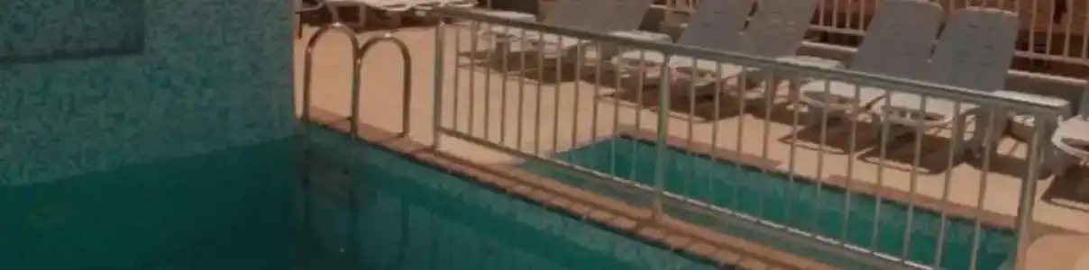 Sailorson Apart - 17