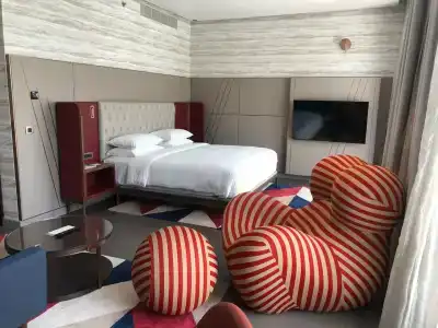Hyatt Centric Jumeirah Dubai - 43