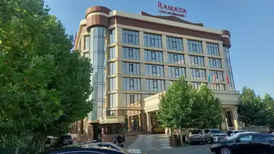 Ramada by Wyndham - 44