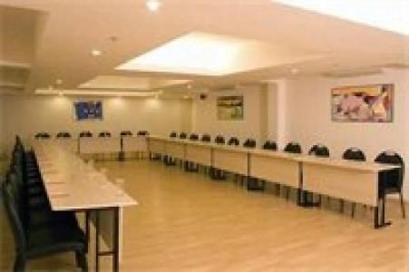 Red Fox, Jaipur - 25