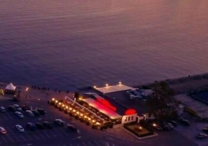 Panorama - Free EV Charging Station - 25