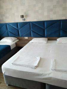 Golden Resort - 87