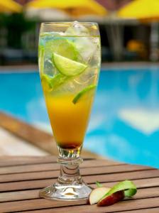 The Oberoi Grand Kolkata - 17