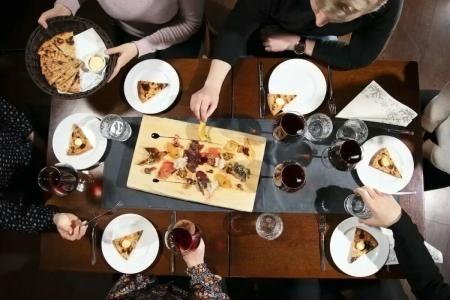 Santa's Aurora & Igloos - 52