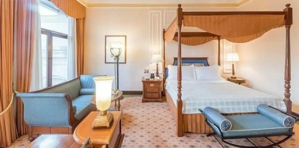 The Oberoi Grand Kolkata - 3