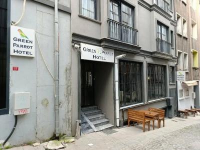Green Parrot Istanbul - 2