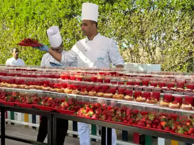 Sunrise Garden Beach Resort - 99