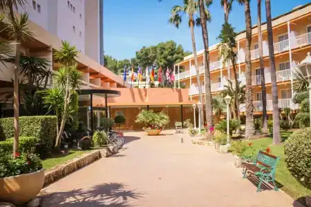 Valentin Reina Paguera - Adults Only - 18