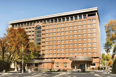 Ramada by Wyndham - 0