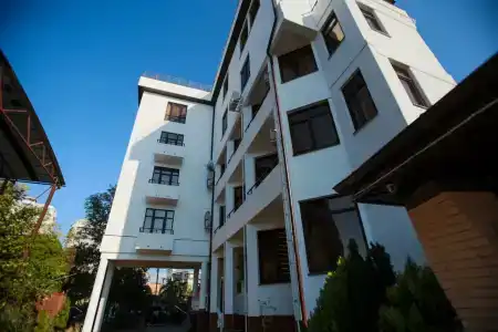 Golden Tennis Club - 28