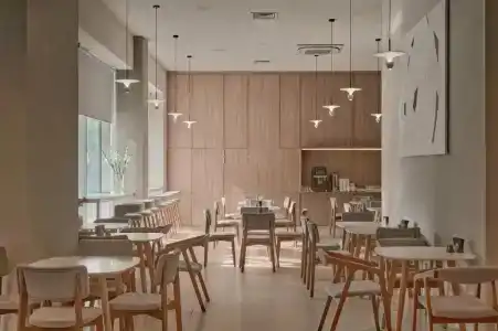 SLIDE Bleisure & MICE - 6