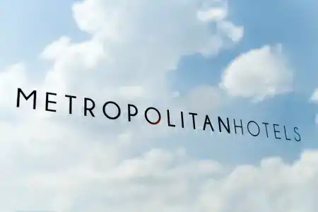 Metropolitans - 11