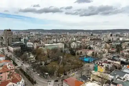 & Casino Cherno More - 71