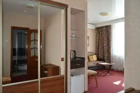 Восток - 2000 - 10