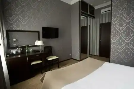 Vasilievskiy Dvor - 85