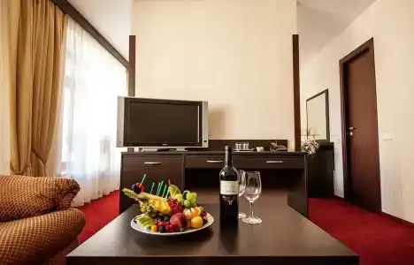 Смольнинская - 80