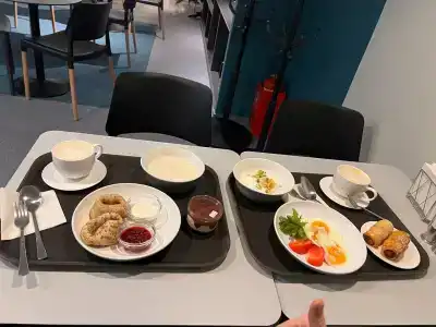 Friends on Fontanka - 90