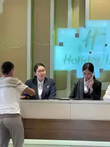 Holiday Inn, an IHG - 26