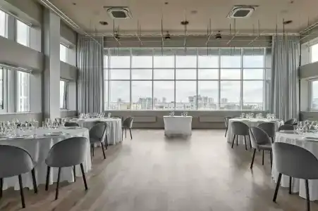 SLIDE Bleisure & MICE - 47