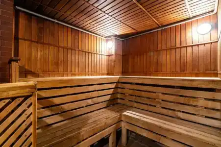 У Фонтана - 73