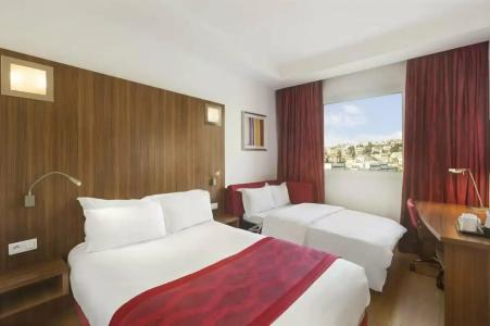 Ramada Encore By Wyndham Tangier - 76