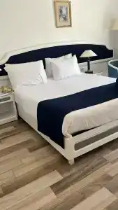 Desert Rose Resort - 17