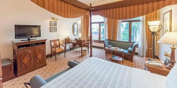 The Oberoi Grand Kolkata - 34