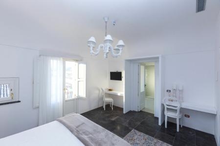 Palazzo Conti Camere & Suites - 10