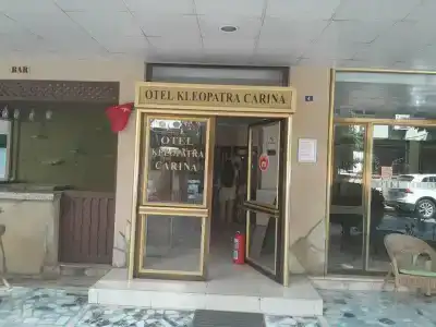 Kleopatra Carina - 10