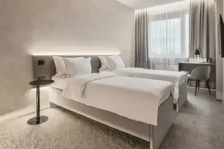 SLIDE Bleisure & MICE - 10