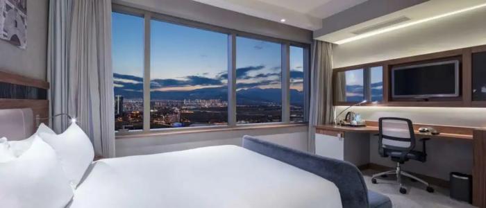 Hampton by Hilton - 55