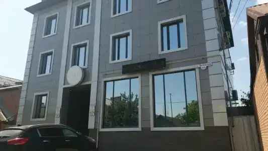 B&B Centre - 18