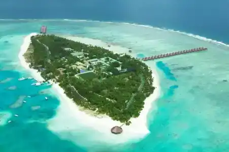 Meeru Island Resort & Spa - 2